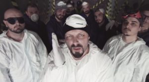 2 www.HD FilmeBune.com