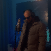 ESSERE – Zâmbete False